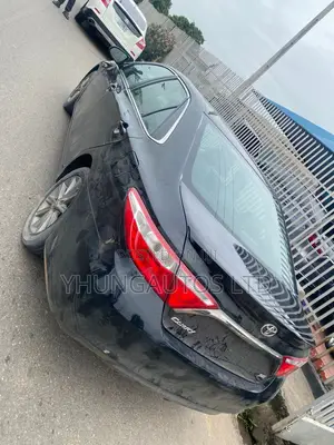 Toyota Camry SE 4dr Sedan (2.5L 4cyl 6A) 2015 Black