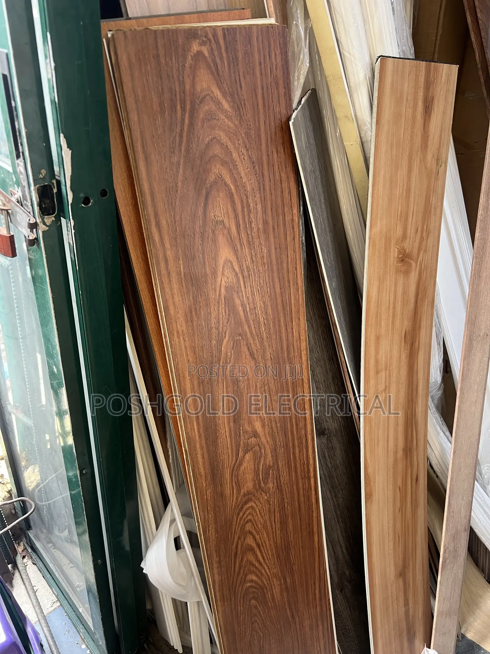 Vinyl Floor Tiles