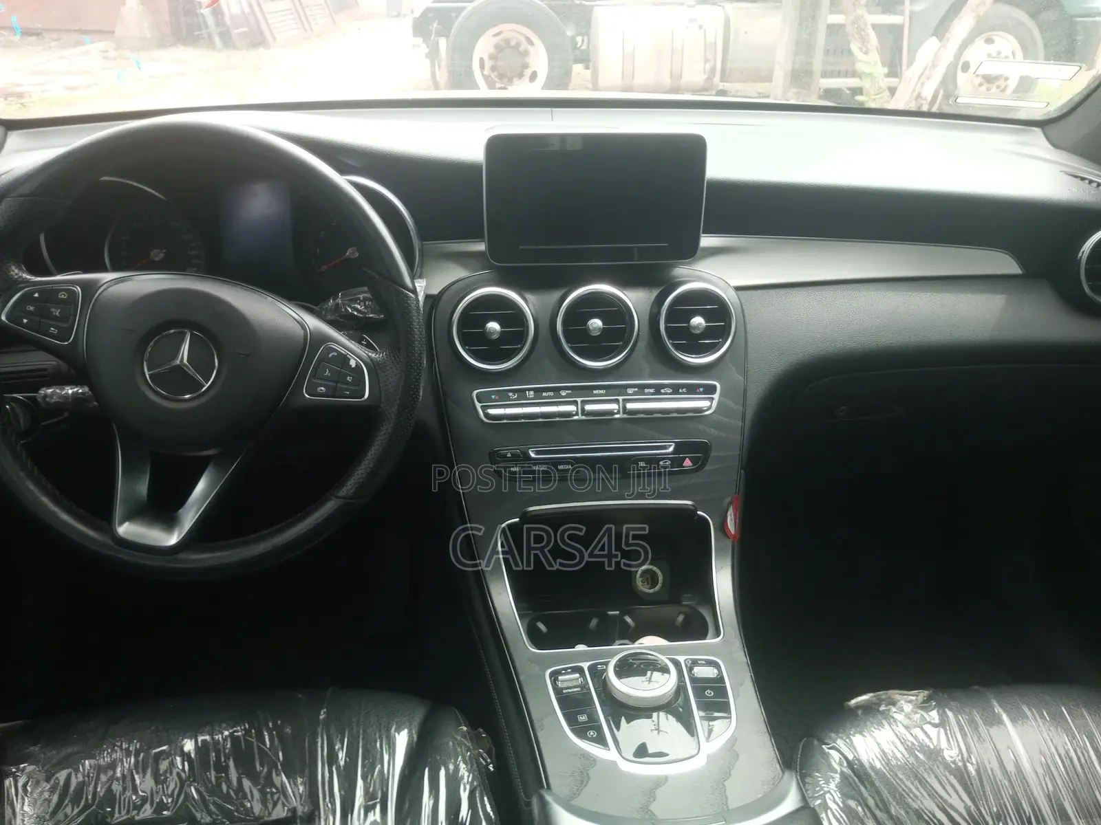 Mercedes-Benz GLC-Class 2019 Gray