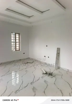 2bdrm Block of Flats in Okebadan Estate, Akobo for rent