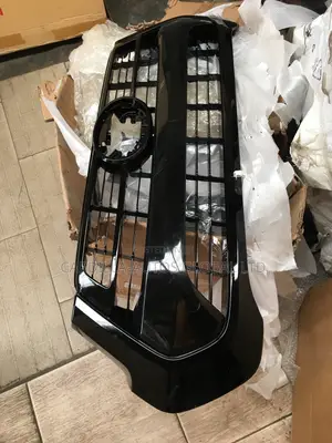 Front Grille Hilux Vigo 2021