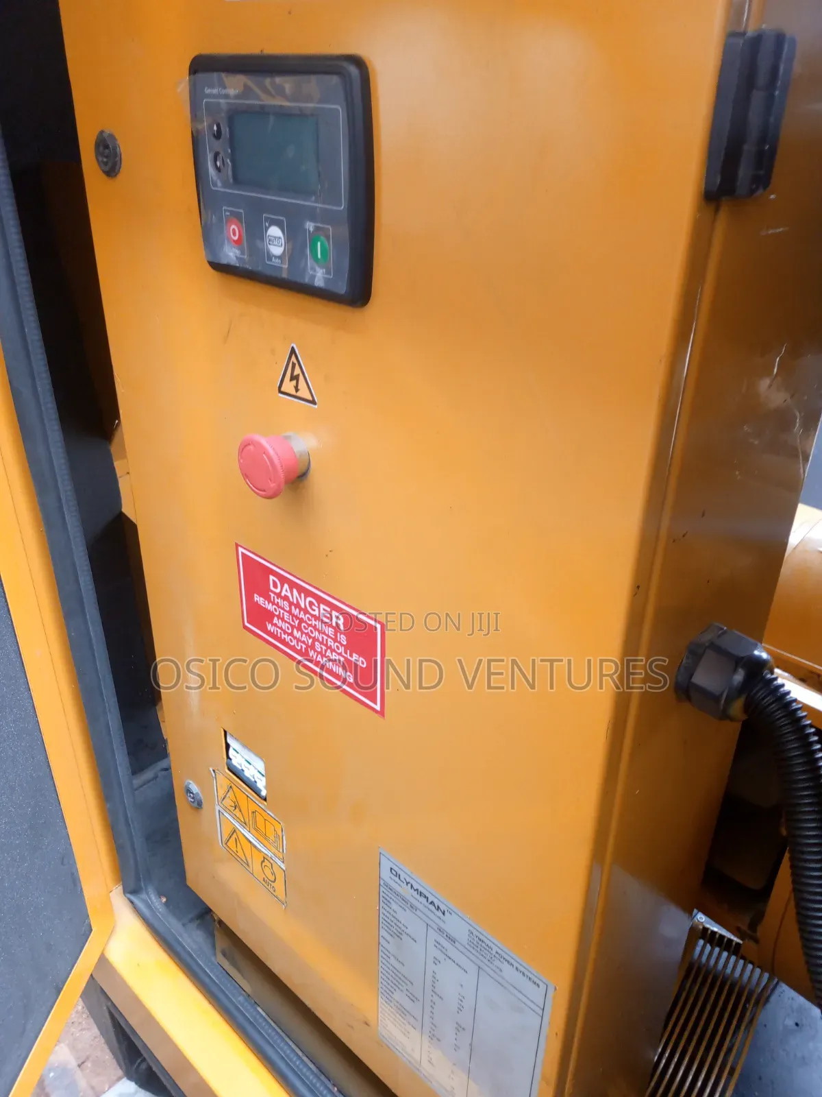 Soundproof 33-3 Kva Generator Mantrac