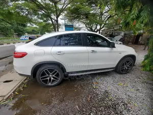 Mercedes-Benz GLE-Class 2016 White