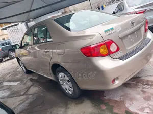 Toyota Corolla 1.8 LE 2008 Gold