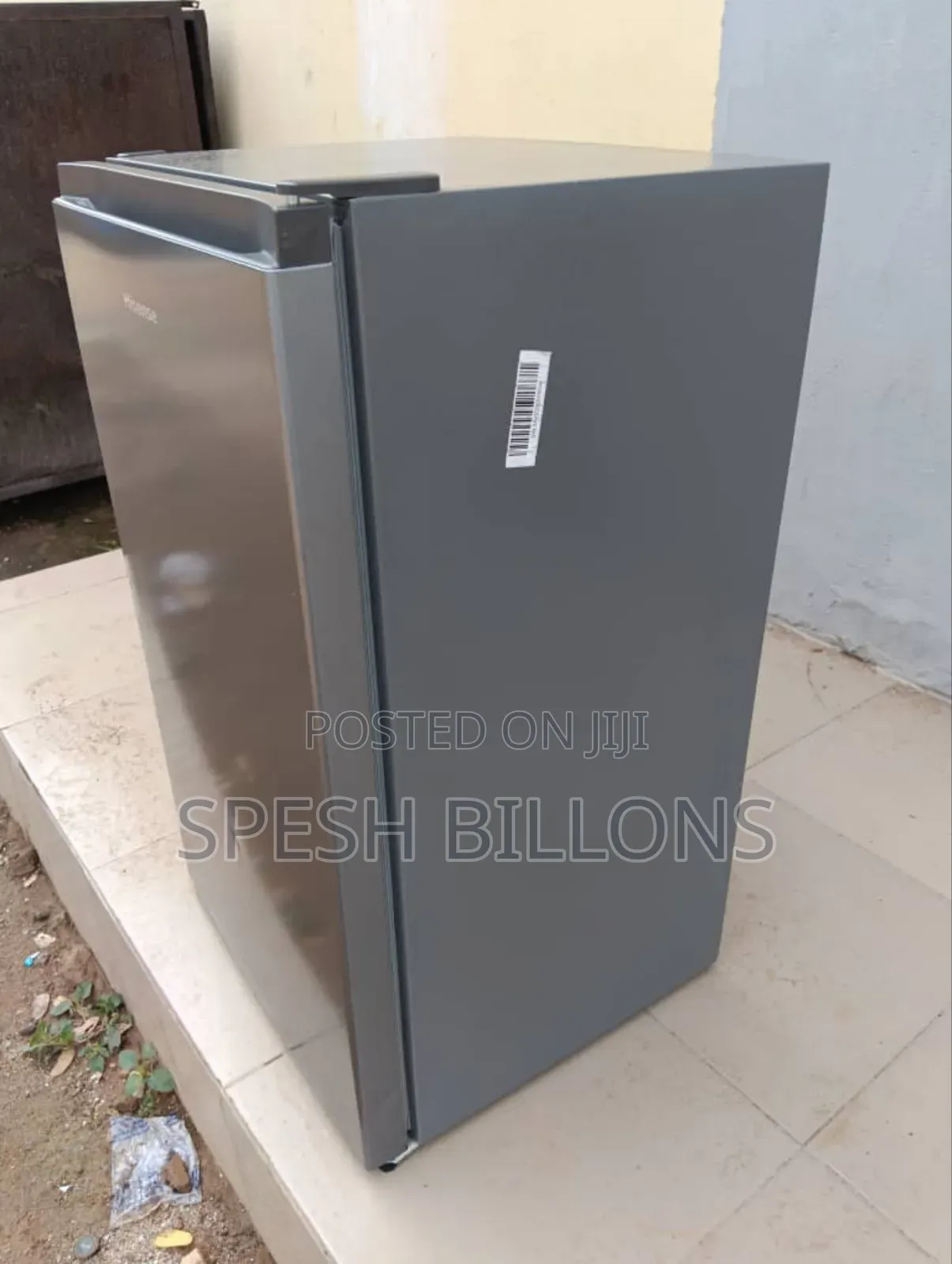 Hisense 100l Refrigerator | Rapid Freezing | Ice Maker 100% Guarantee