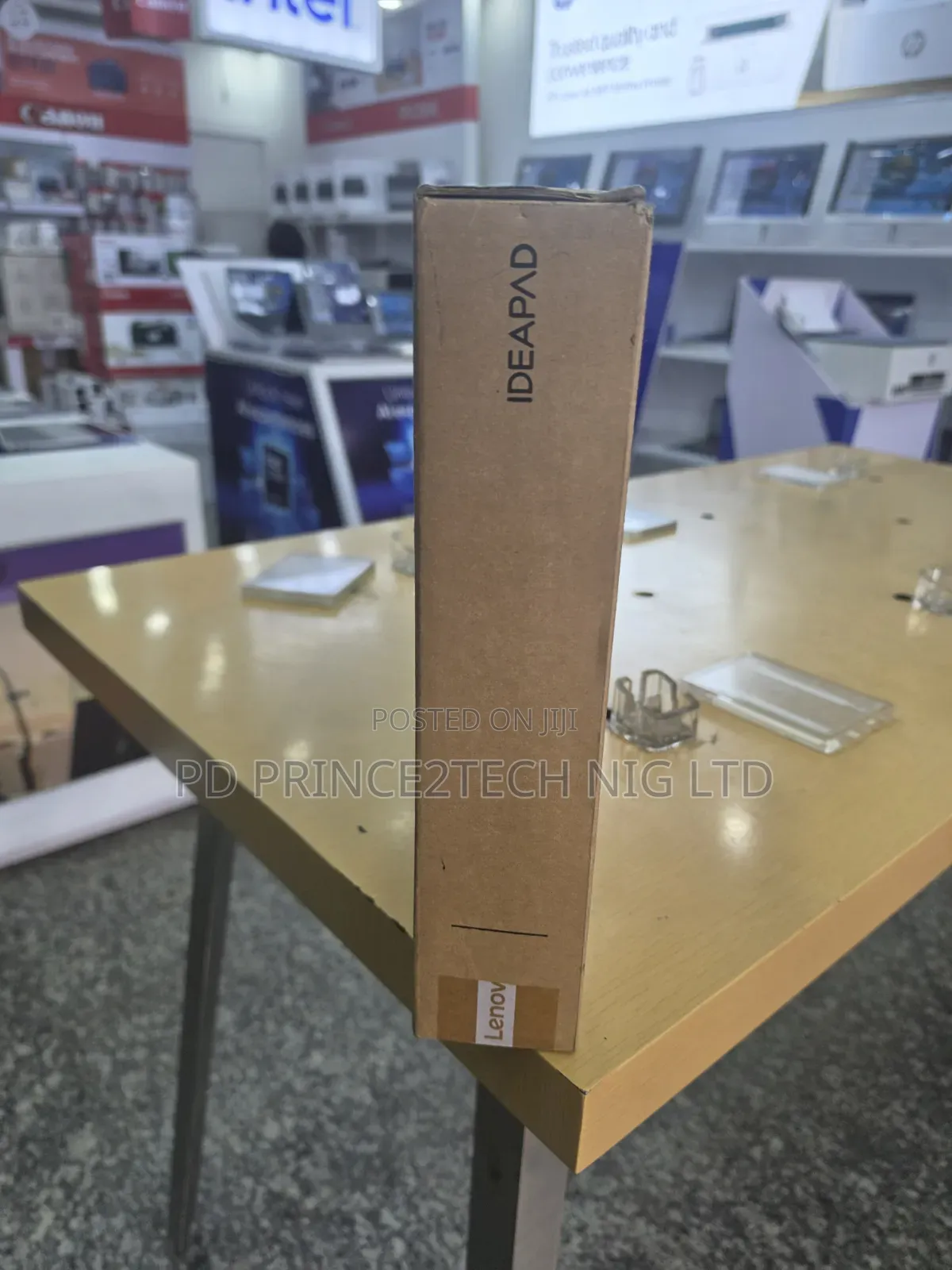 New Laptop Lenovo Ideapad 3 4GB Intel Core i3 SSD 256GB