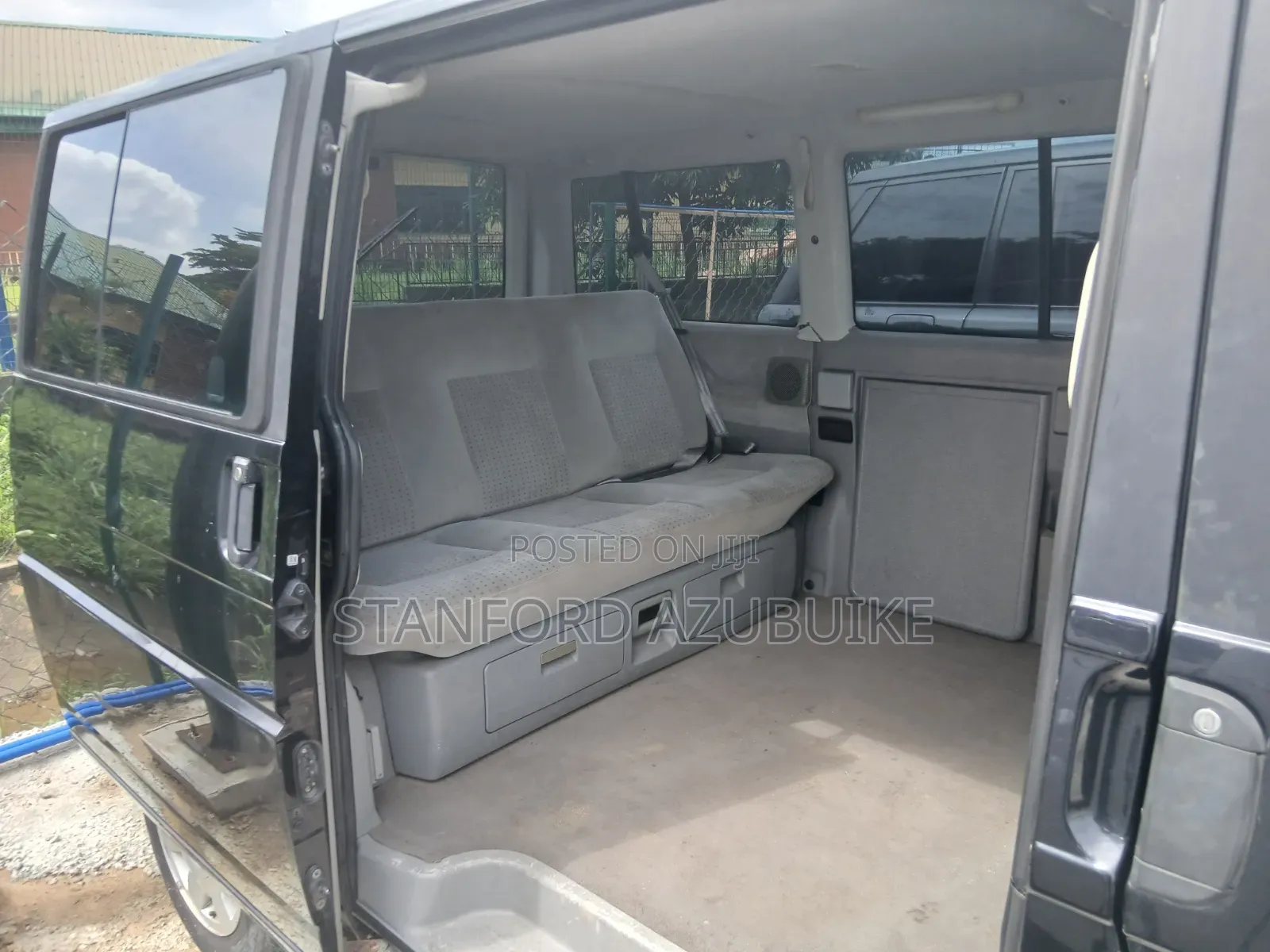 Volkswagen Transporter 2000 Black