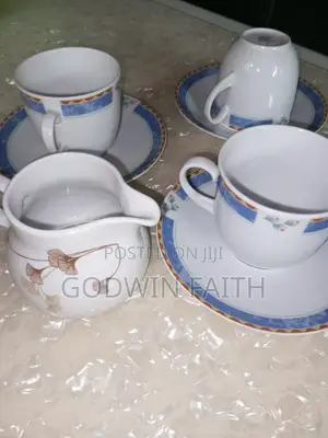 Luxury Flower Design Teacup Set. 3-Piece