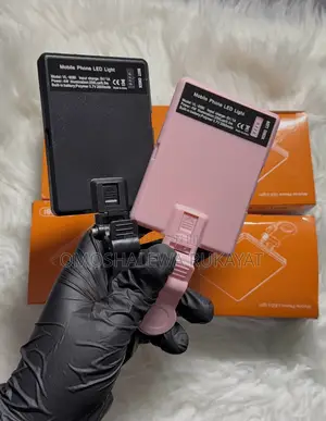 Influencer Light for Indoor and Outdoor Shoot