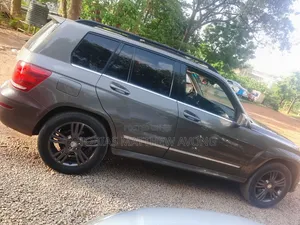 Mercedes-Benz GLK-Class 350 4MATIC 2014 Gray
