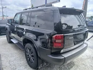 New Toyota Land Cruiser Prado 2025 Black