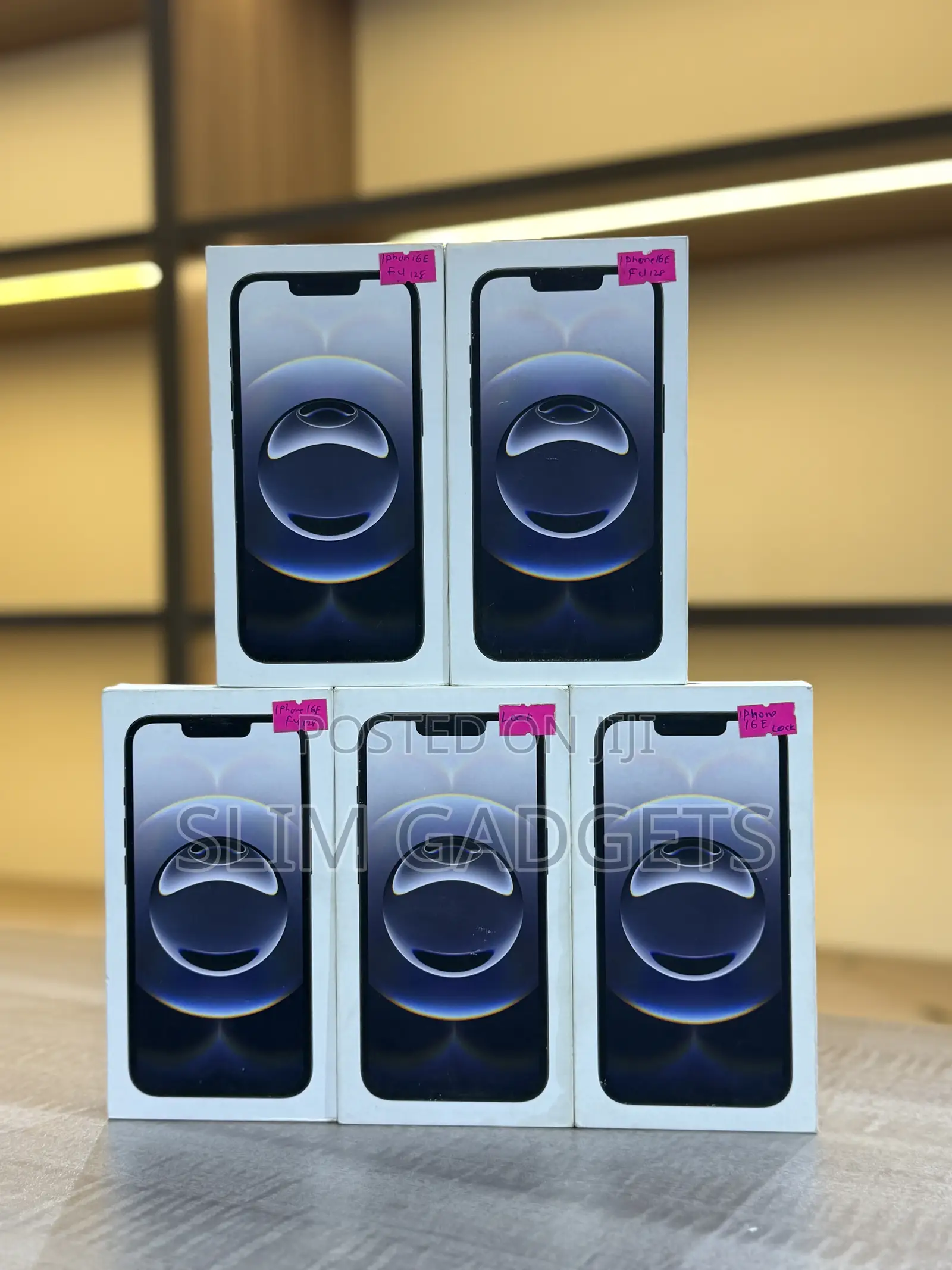 New Apple iPhone 16e 128 GB Black
