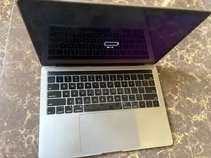 Laptop Apple MacBook Pro 2019 8GB Intel Core i5 SSD 128GB