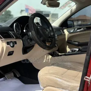 Mercedes-Benz GLE-Class 2017 Red