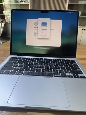 Laptop Apple MacBook Air 2025 M4 16GB Intel Core i7 SSD 256GB