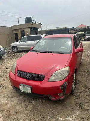 Toyota Matrix XR Hatchback FWD (1.8L 4cyl 4A) 2007 Red