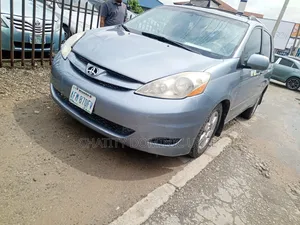 Toyota Sienna XLE Limited AWD 2006 Blue