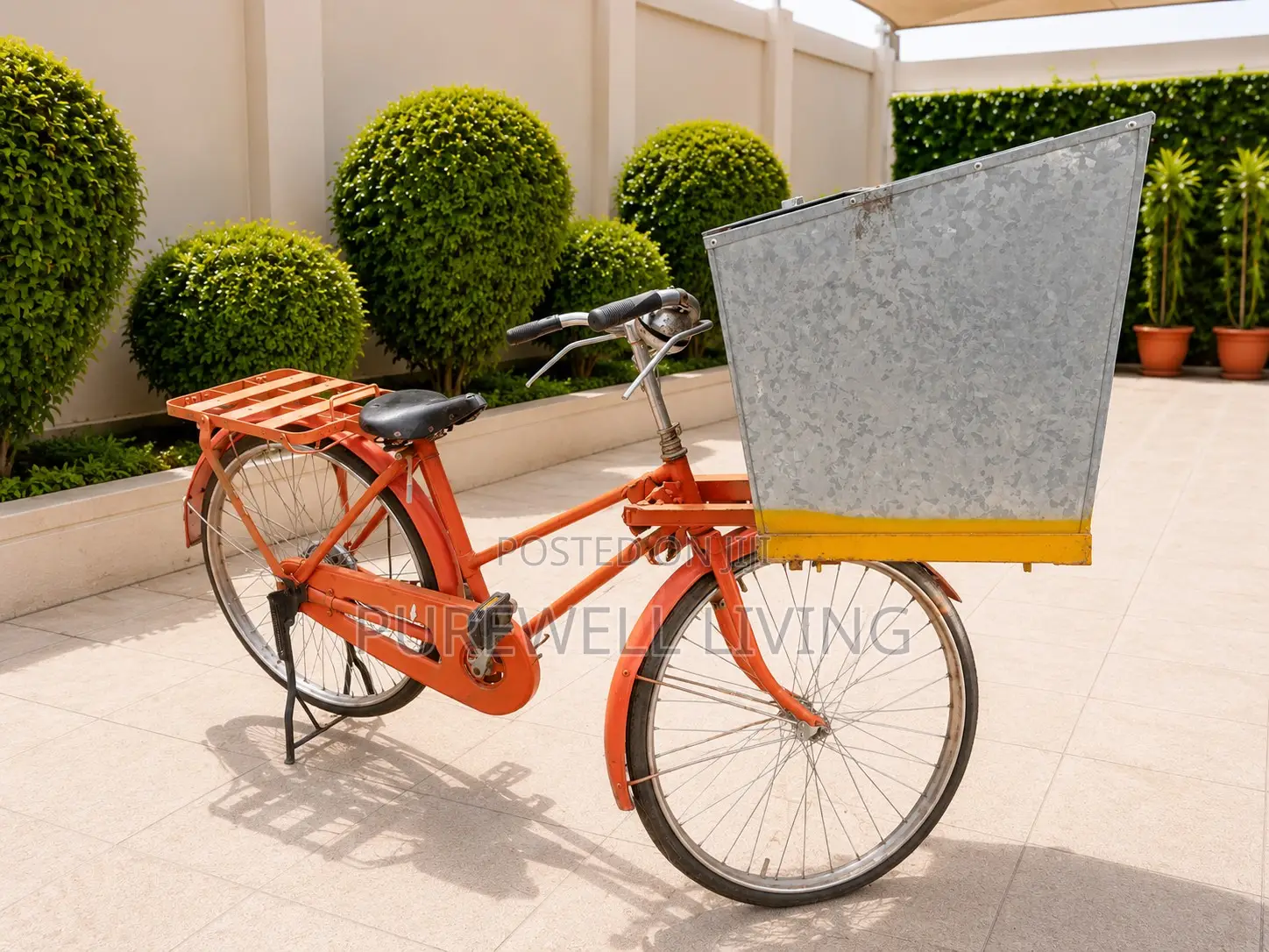Mobile Drinks Sales Bicycle With Metal Cooler Box
