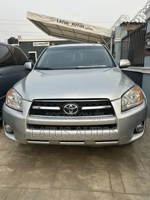 Toyota RAV4 2.5 Limited 4x4 2010 Silver