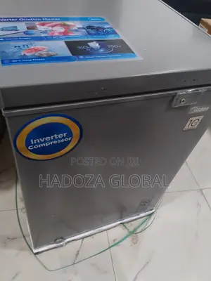 Midea Glacier Extra Large Chest Freezer for Bulk Food Preservation
