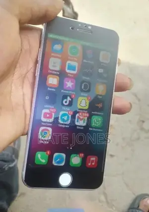 iPhone 7 and iPhone X Going for Cheap Price