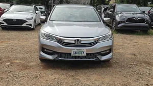 Honda Accord Sport 4dr Sedan FWD (2.4L 4cyl 2A) 2017 Silver