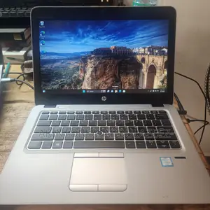 Laptop HP EliteBook 820 G3 16GB Intel Core i5 HDD+SSD 256GB