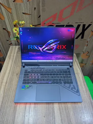 Laptop Asus ROG Strix G16 G614 16GB Intel Core i7 SSD 1T