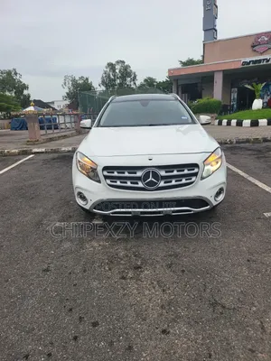 Mercedes-Benz GLA 250 2017 White