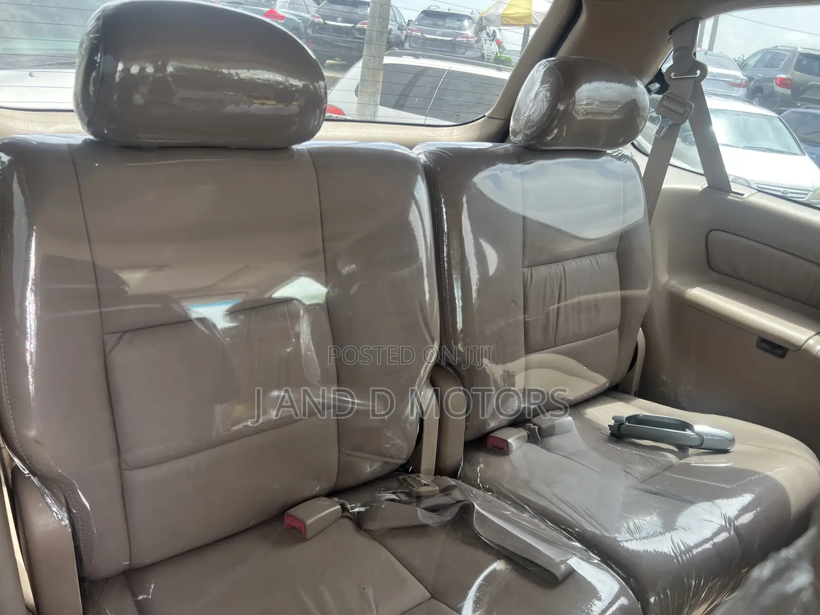 Toyota Sienna 2000 Gray