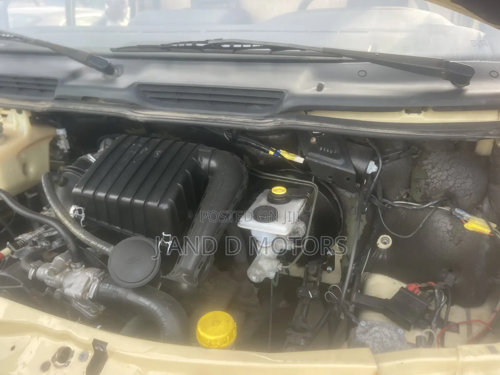 Ford Transit 2002 Gold