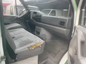 Volkswagen LT 2000 Green