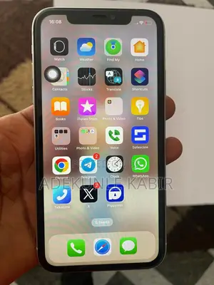 Apple iPhone 11 64 GB White