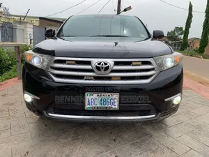 Toyota Highlander Limited 3.5l 4WD 2013 Black