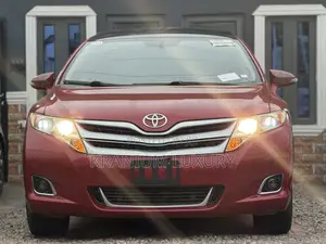 Toyota Venza Limited AWD V6 2013 Red