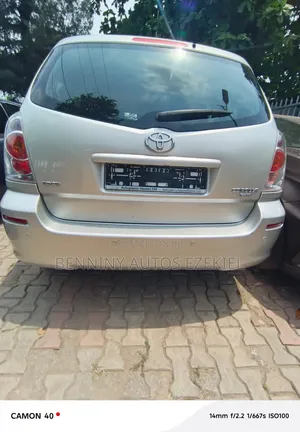 Toyota Corolla Verso 2006 Silver