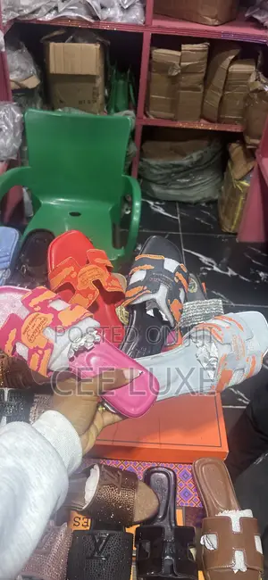 Hermes Slippers