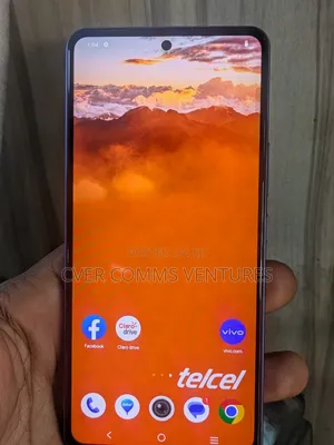 Vivo V25e 256 GB White