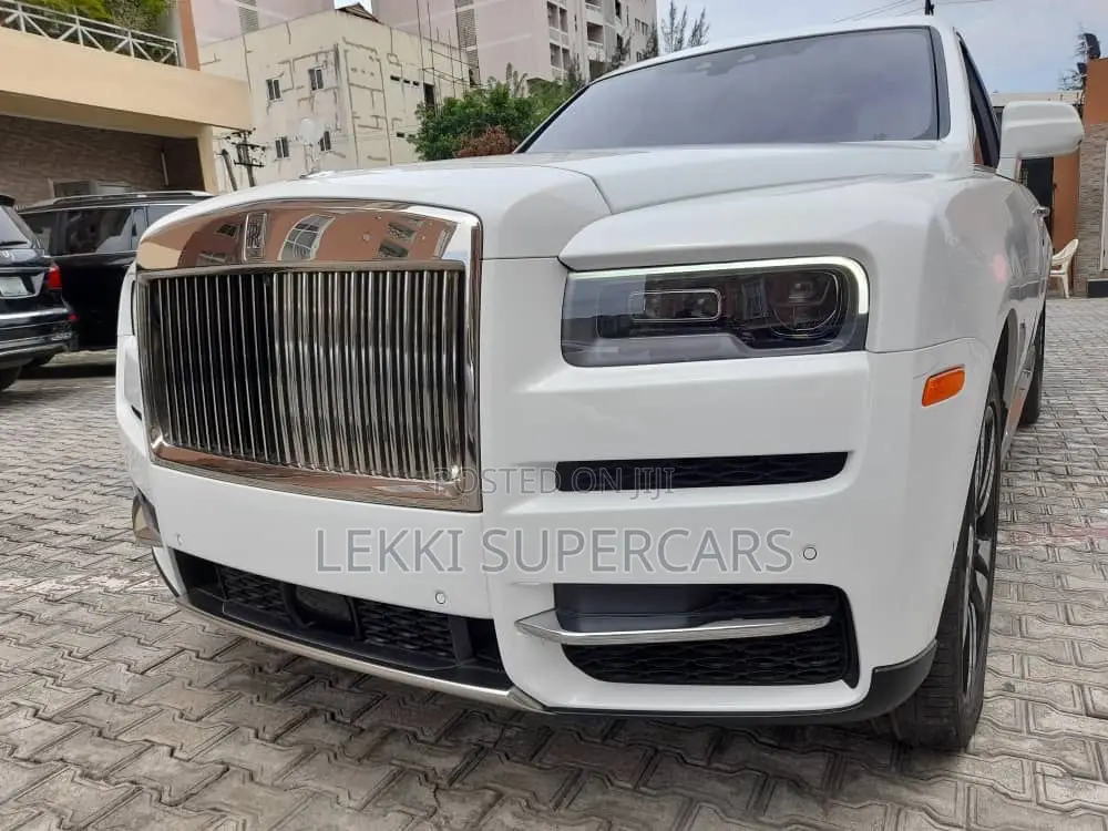 Rolls-Royce Cullinan Base 2019 White