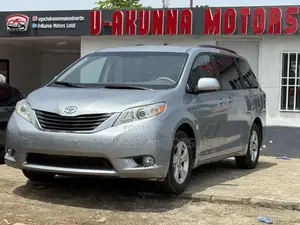 Toyota Sienna LE 8 Passenger 2011 Beige