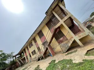 3bdrm Block of Flats in St James, Iwo Road for sale