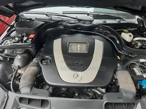 Mercedes-Benz C300 Luxury Sedan RWD (3.0L 6cyl 7A) 2010 Black