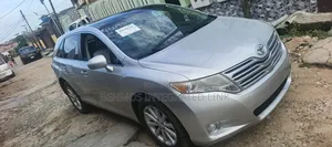 Toyota Venza XLE 2013 Silver