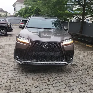 Lexus LX 600 2024 Gray