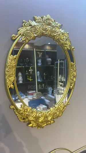 68*47cm Wall Hanging Mirror