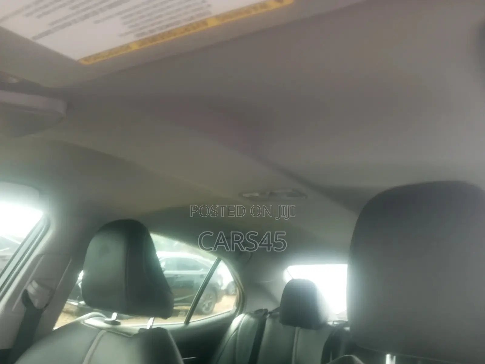 Toyota Camry 2018 Silver