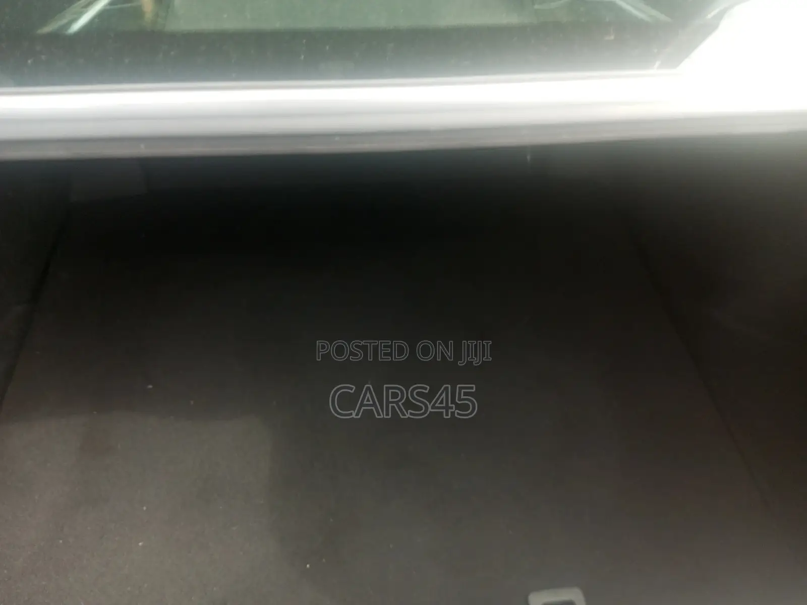 Toyota Camry 2018 Silver