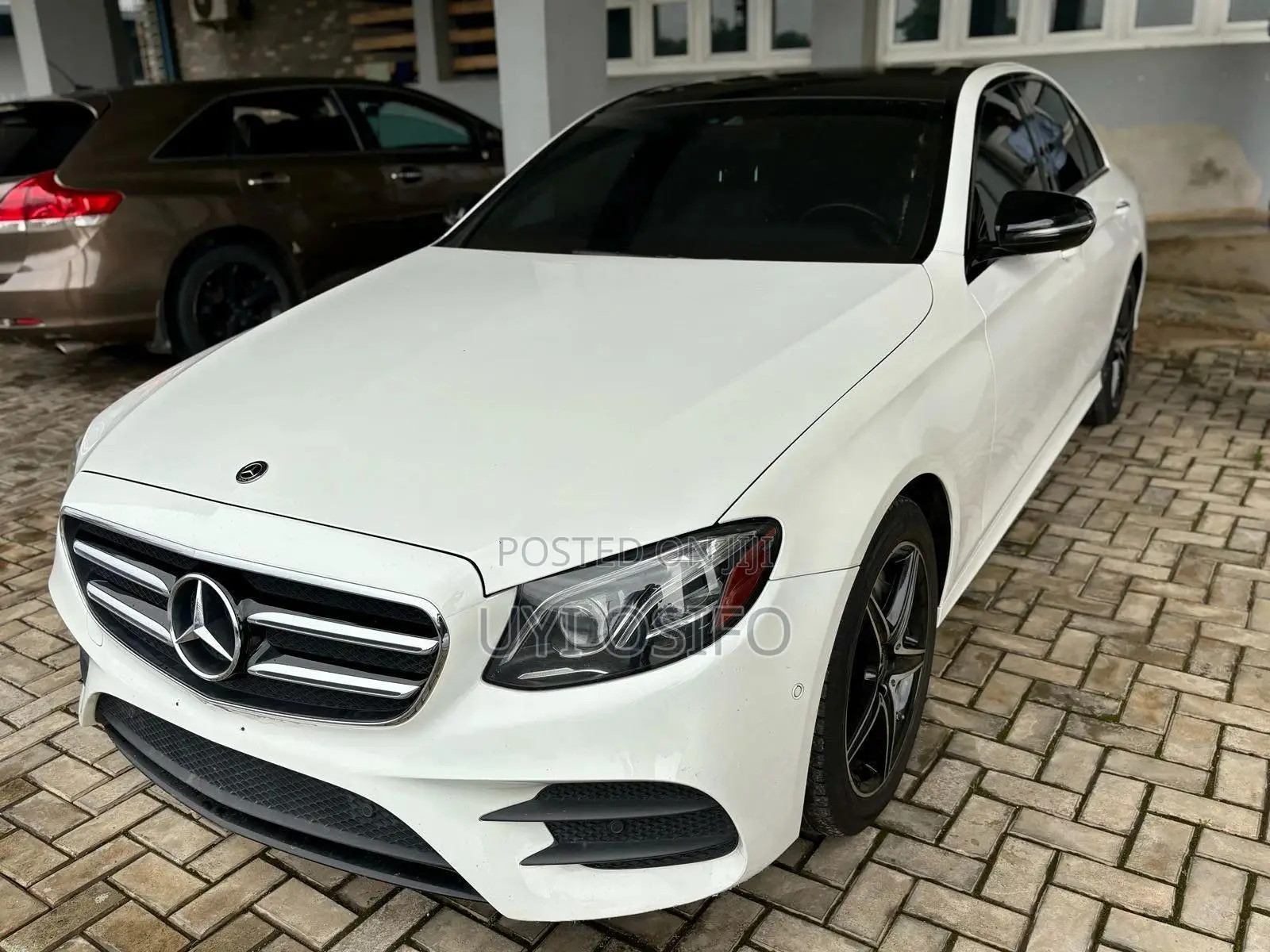 Mercedes-Benz E400 2018 White