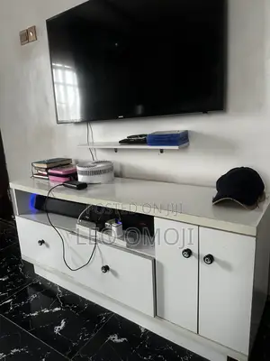 Telvision Stand