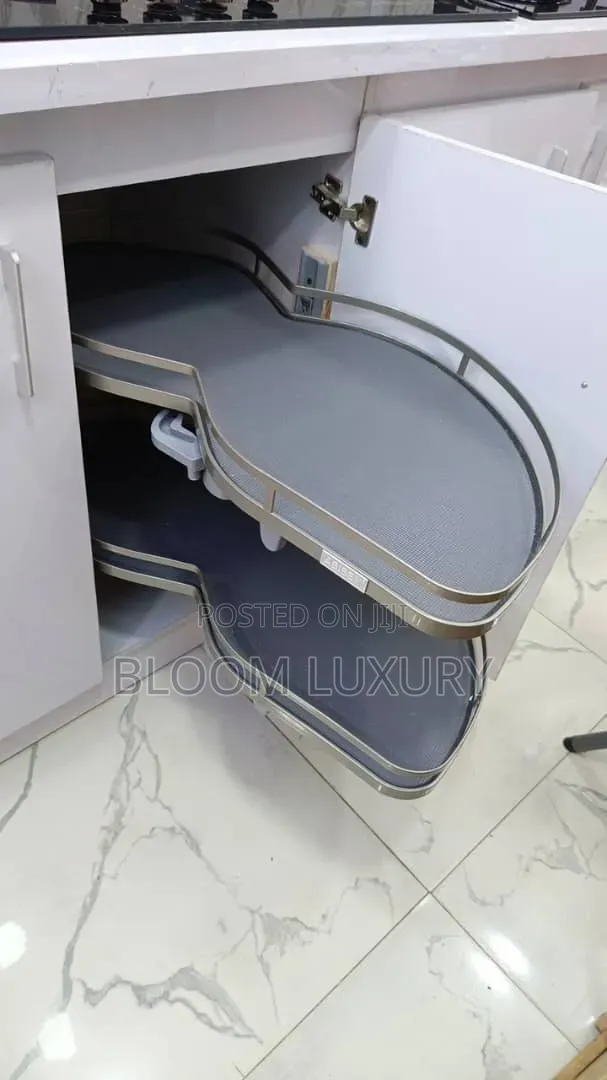 Cabinet Inbuilt Magic Corner (Pot Storage)